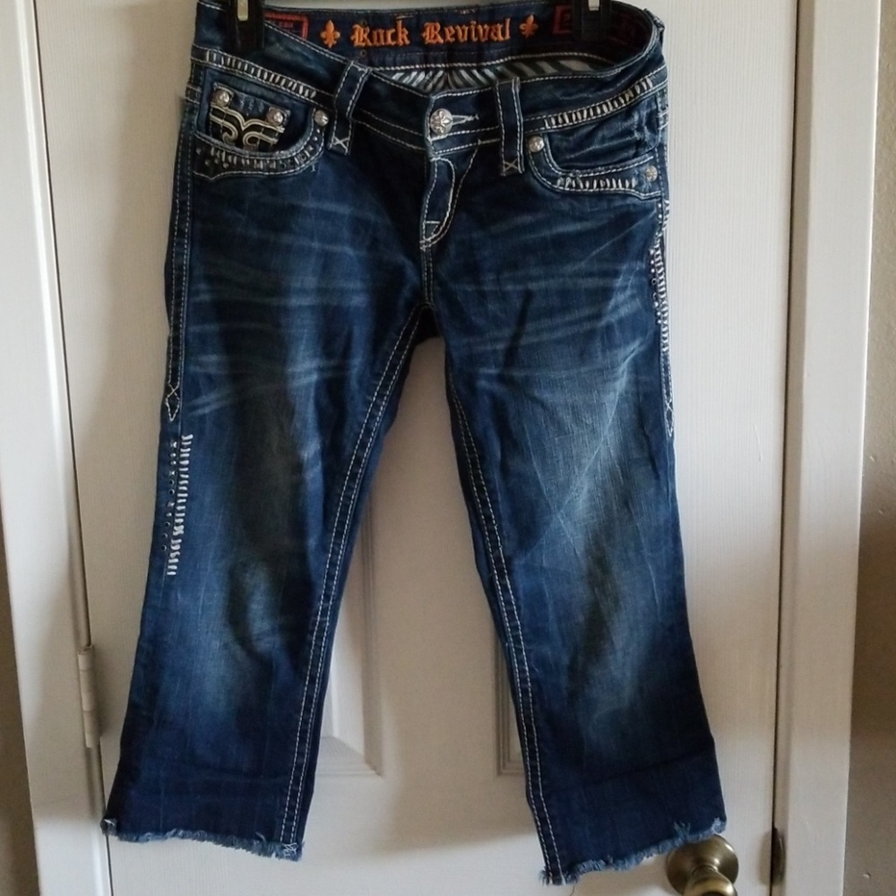 Women's Rock Revival capris..size 26